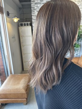 イスコ(ISCO) グレージュカラー