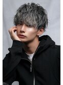 ホワイトシルバーアッシュシャドールーツ無造作マッシュ