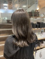 ヒップスアイズ(Hip's eyes) オリーブベージュ*【 ヒップスアイズ大宮 石野友唯 】