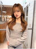 レイヤーカット×ベージュ