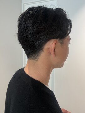 トリッカ シブヤ(TRICCA SHIBUYA) メンズカットパーマニュアンス毛流れフェザー刈り上げ渋谷