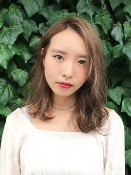 ビヨンドイー(beyond E) シアーミルキーベージュ