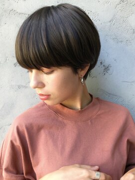 ミィ 表参道(mee.) 【mee.】 重ためマッシュ 厚めバング