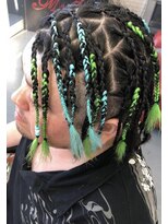 マドゥーズ ヘアショップ(Madoo's hair shop)&nbsp;2ブロックブレイズ