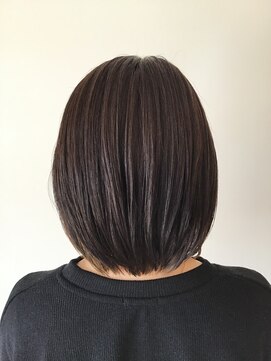 ヘアー スニップ(hair snip) 収まりの良いナチュラルボブ