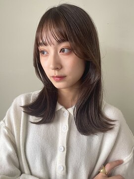 ノーム(norm) くびれヘア/外ハネ/シルキーベージュ/グレージュカラー