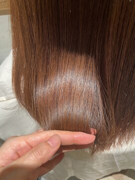 ムーン(moon) 10月#モテ髪カタログ#外ハネボブ#セクションカラ#ペールベージュ