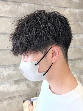 ニアウ 伊勢崎連取店(Niau) 刈り上げマッシュ波巻きツイストスパイラルニュアンスパーマ