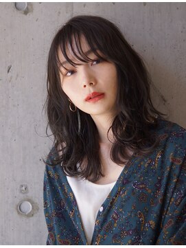 ラダ(Lada) 大人ガーリーウェーブ デジタルパーマ ミディアム 20代30代40代