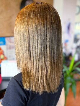 アークスヘアー 透明感♪髪質改善カラー艶感ミルクティーベージュセミロング