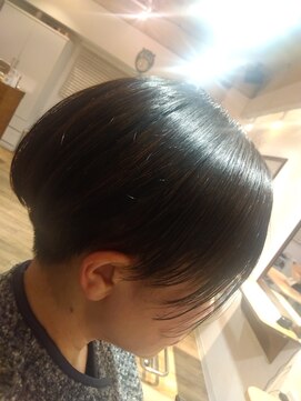 アウルヘアー(owl hair) 刈り上げショート