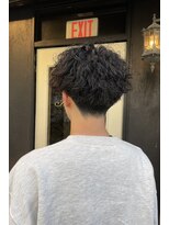 ヘアーシグネチャー(Hair Signature) スーツツーブロックマッシュ束感モテる黒髪ツイスパ流行