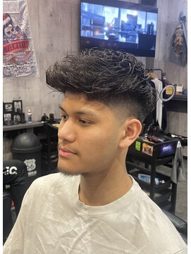 バーバー ショップ ネオ(BARBER SHOP NEO) フェザーアップ　スパイラル　ツイストスパイラル