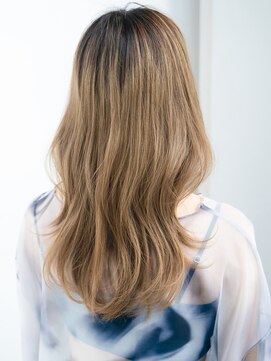 エインアンリー 表参道(AIN.ANLY.) エアリーカールエアリーパーマミルクティーアッシュ長めバング