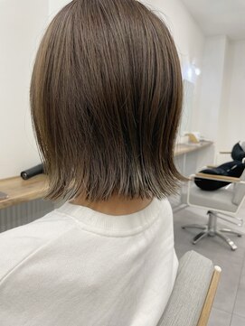 エウ(eu) 切りっぱなし×オリーブグレージュ