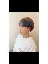 ハイトーンカラーもお任せ下さい♪ブリーチ剤も、数多く取り揃えてます。髪の状態に合わせて理想の色に♪