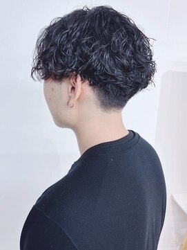 モリオフロムロンドン 松戸店(Morio from London) 【松戸　テラカド】メンズシャドウパーマ　スパイラル　黒髪
