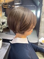 シュバルツ(schwarz)&nbsp;ショート白髪ぼかしカラー