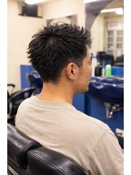カットマート 仙川店 清潔感◎爽やかメンズフェードショート