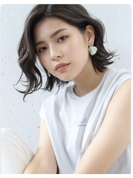 ブロッサム 東久留米店(Blossom) 30代40代◎大人ミディアムレイヤー×くびれ小顔ヘア