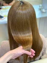 プラグ(Plug)&nbsp;Ｐｌｕｇ髪質改善ミネコラ×カラーリング