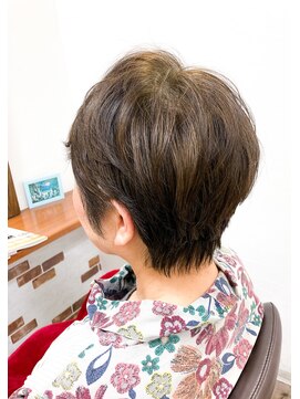 美容室 カノン(Kanon) アシンメトリーなふわっとショートスタイル