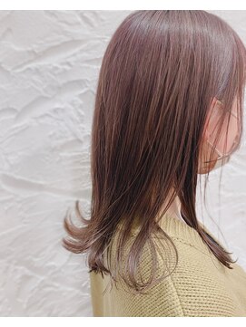 カモン(CAMON) [CAMON. ]#カシスブラウン#外ハネミディアム#艶カラー