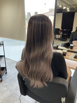 ラフ 難波店(LAFF) #黒髪#ボブルフ#ネビージュ#小顔#ワンレン