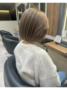 ケンジ 横須賀中央(KENJE) 透けるグレージュカラー