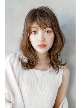 ギークス(GEEKS) 【GEEKS渋谷】愛されロング/20代30代/髪質改善/シルキーベージュ