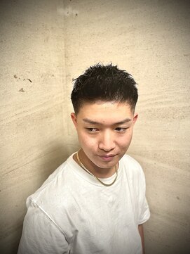 プラウド(PROUD) "男前"アップバングメンズビジネスフェードスタイル/田町/理容室