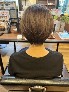 ラタ(raTa) ショートボブ