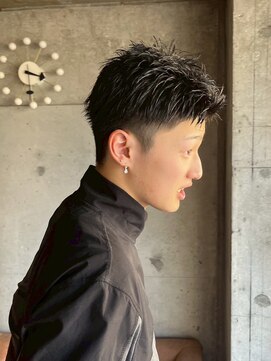 ヘアーアンドメイク ファット(Hair&Make PHAT) オールバックツイストスパイラルかき上げ束感黒髪メンズ