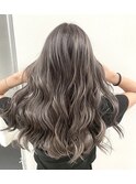 くびれヘアハイライトカラーアンプレラカラーレイヤーカット