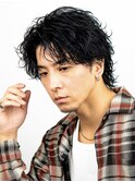 波巻きツイストスパイラルセンターパートサーフカール刈り上げ