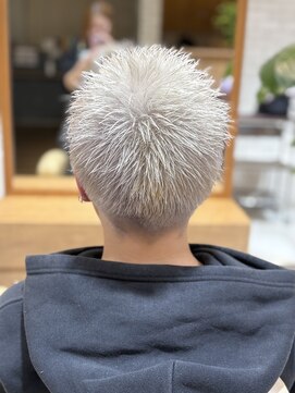 プリーク(preak) スノーホワイト