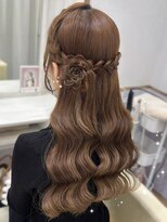ヘアセットアリエス(aries)&nbsp;お花ハーフアップ
