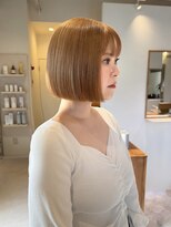 マイン(mine) 切りっぱなしボブ 顎ラインボブ ストレートボブ ベージュ
