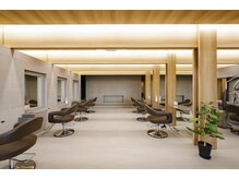 ラミンアカデミー(LAMIN ACADEMY)の雰囲気（カットカラー￥2970。ジュニアが担当し、施術は先輩がチェック。）