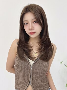 エレリー 名駅(EleRe) セミロングレイヤー髪質改善レイヤーカットミルクティーカラー