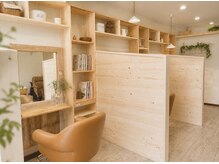 ラクヘアー 住吉店(rak hair)の雰囲気（南フランス調の温かみのある空間でリラックスタイムを…☆）