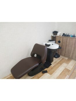 フルフラットシャンプー台で癒されながら美髪☆marbbを使用したヘッドスパで艶感・潤いを実感♪