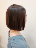 スタイリッシュな縮毛矯正ストレートボブ
