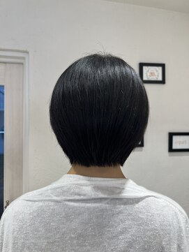 エクリ シセイドウ 麻布十番店(equri×SHISEIDO) 【麻布十番】伸ばしかけ大人ボブ