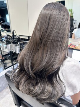 エオル(e'ole) ハイライト/グレージュ/ダブルカラー/ミルクティーグレー