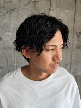 アルフレッド 平針店(alfRed) ツーブロック　ツイストスパイラルパーマ　センターパート