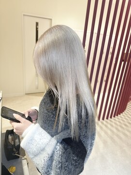 リンダ(Linda) ホワイトシルバー