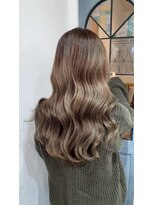 レラ(Rera)&nbsp;ロング×ナチュラルパーマ