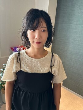 アム(amu) くせ毛/くせ毛カット/くせ毛風パーマ/ミディアムウルフ/ウルフ