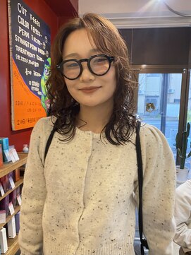 オアズヘアービィグラッド(ORe'S HAIR BE GLaD) レイヤーパーマ